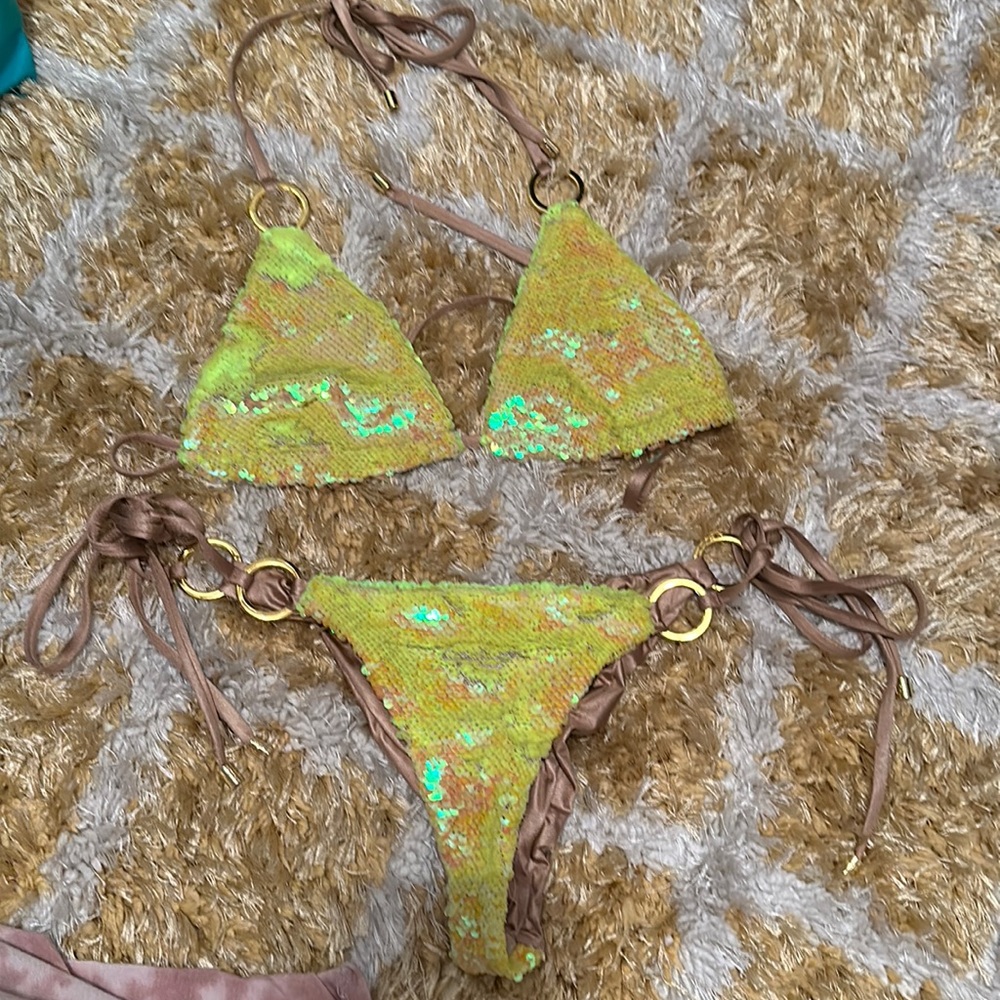 Beach bunny Siren Bikini